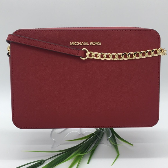 Michael Kors Handbags - MICHAEL KORS JET SET ITEM LG EW CROSSBODY LEATHER